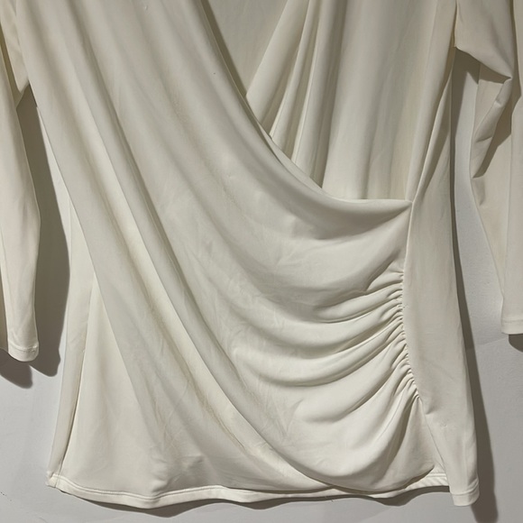 Catherine Off White Blouse Womens Size Medium 3/4 Sleeves - Picture 4 of 8